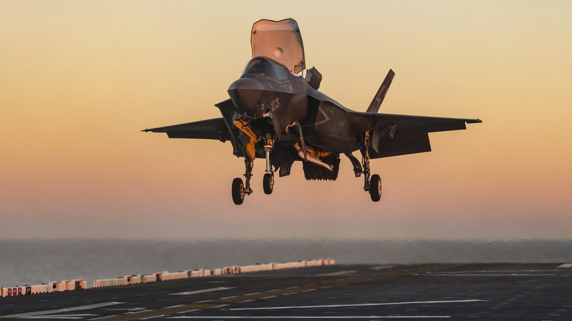 爱游戏体育平台-_业余爱好者疯狂热爱：全民网球运动趋势正式开启_，全名网球